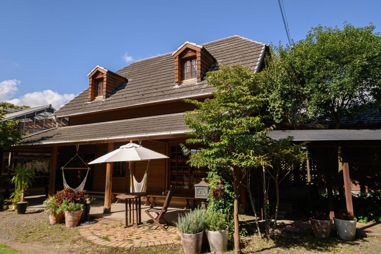 לינה וארוחת בוקר Yufuin Flora House מראה חיצוני תמונה