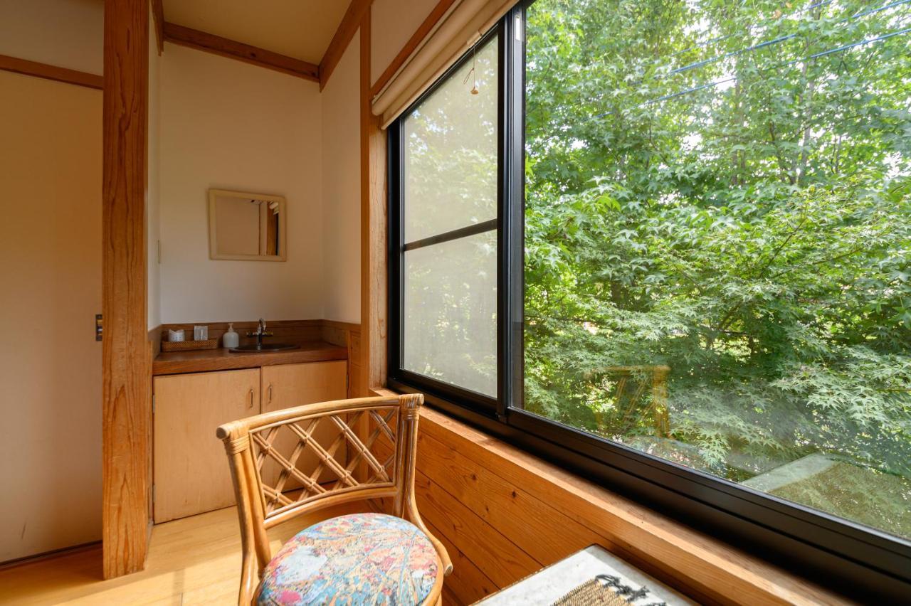 לינה וארוחת בוקר Yufuin Flora House מראה חיצוני תמונה